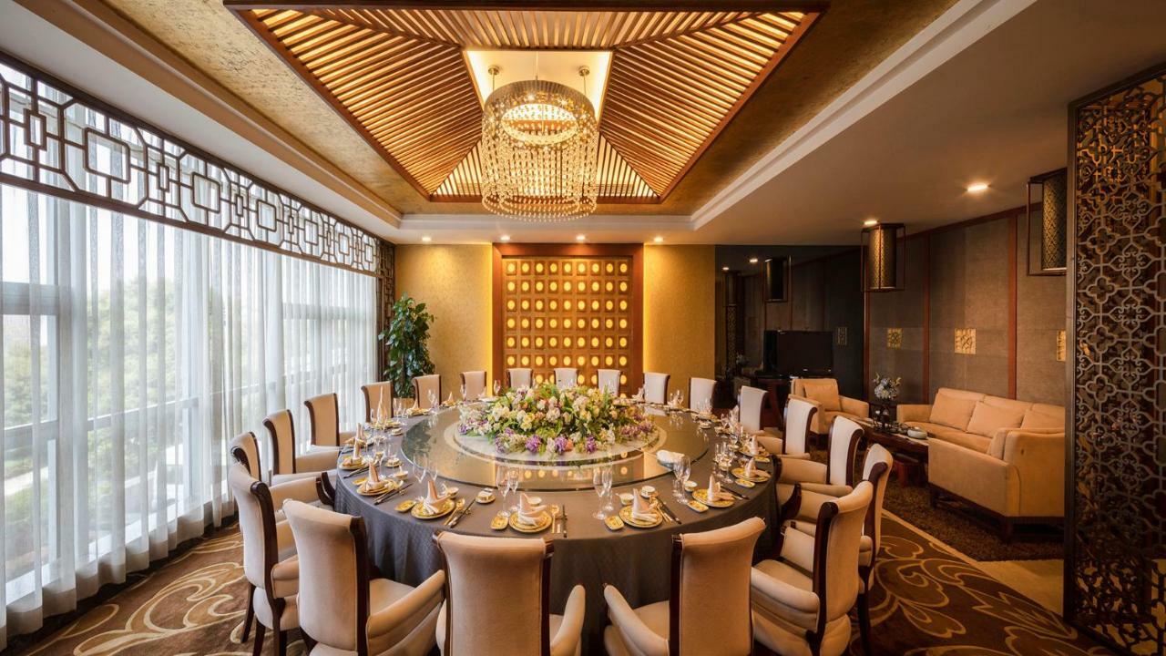 Grand Metropark Hotel Чунцин Экстерьер фото
