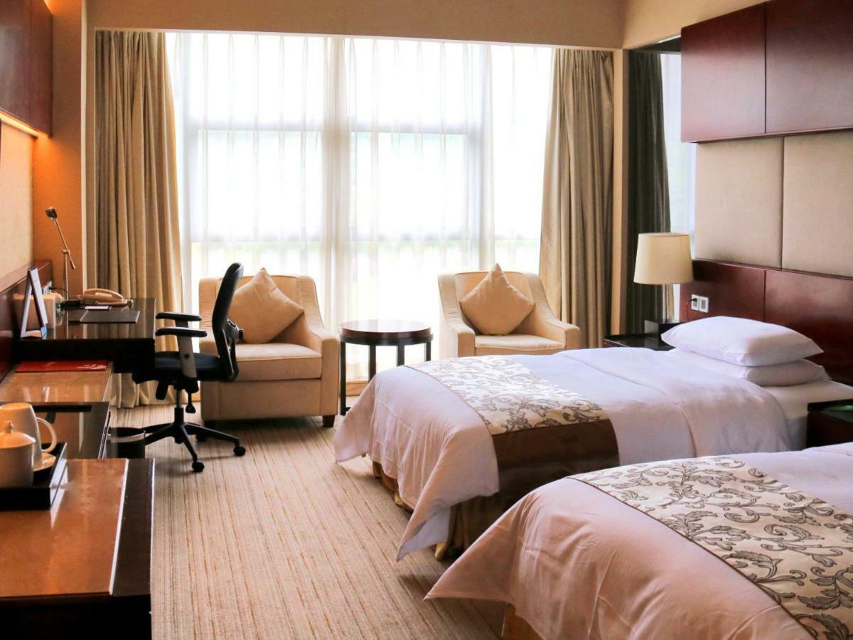 Grand Metropark Hotel Чунцин Экстерьер фото