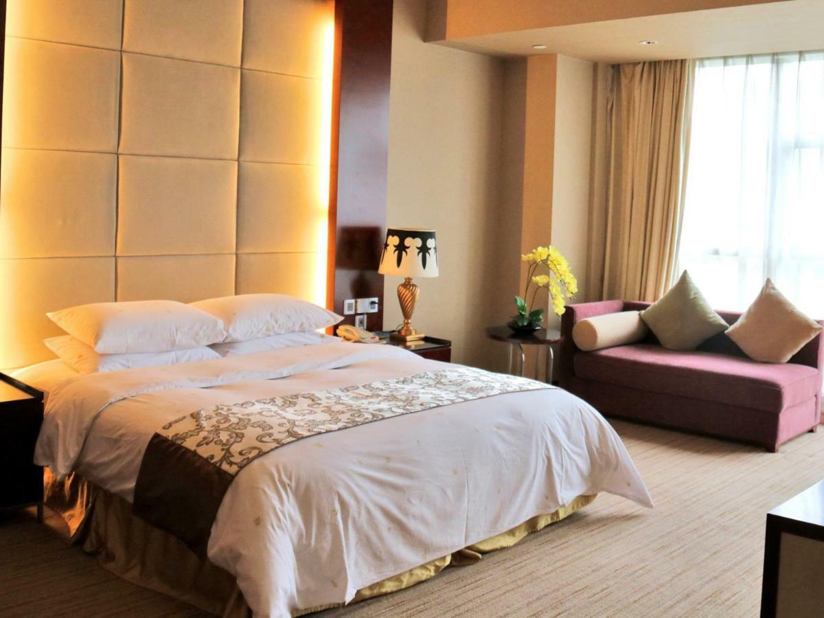 Grand Metropark Hotel Чунцин Экстерьер фото